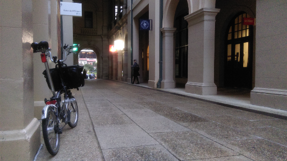 Brompton bike GPO Lane Brisbane CBD