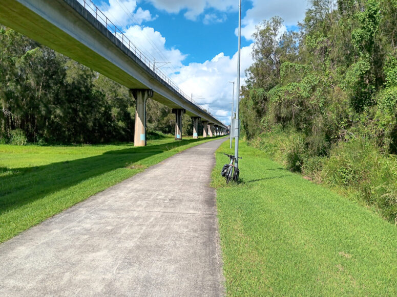 Cycling to DFO Brisbane airport for Bahn Mi